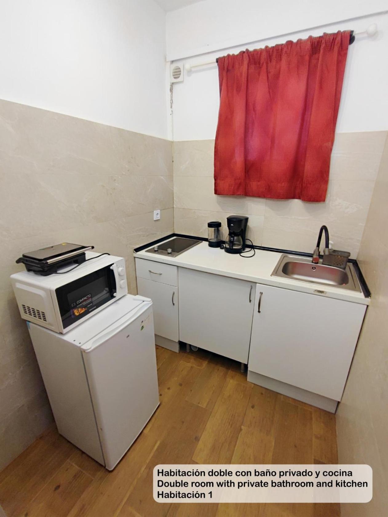 Madrid Centro Rooms エクステリア 写真